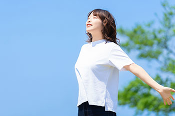 女優が教える腹式呼吸で免疫力を上げて病気にならない体づくり「reviere（リヴィエール）」腹式呼吸